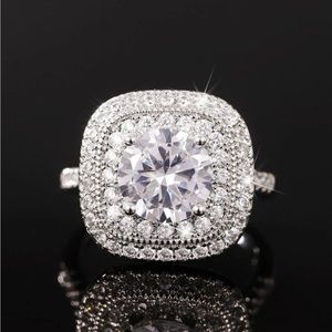 NEW Halo CZ sterling silver ring 925 stamped